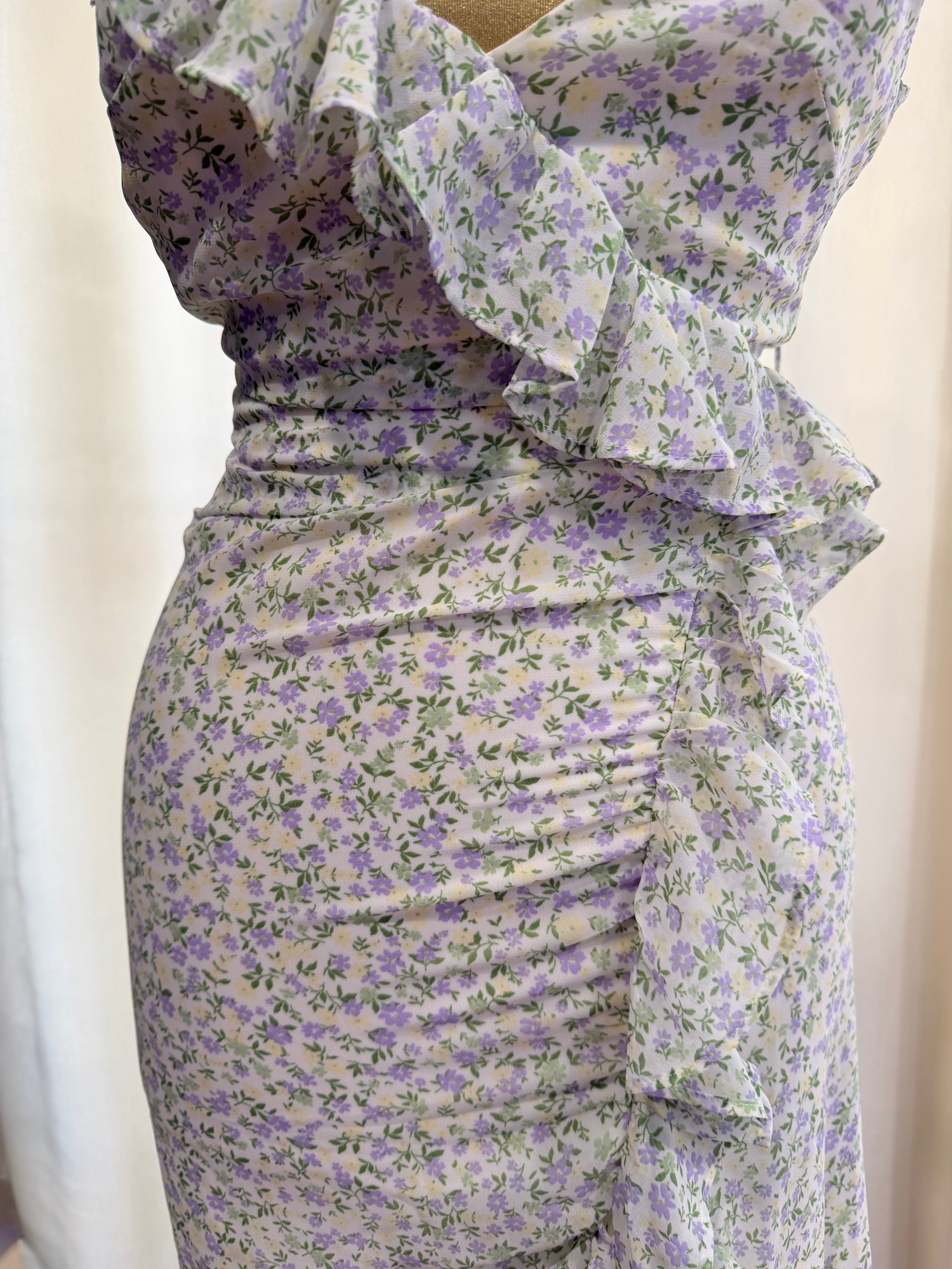 Rochie vaporoasă cu imprimeu floral