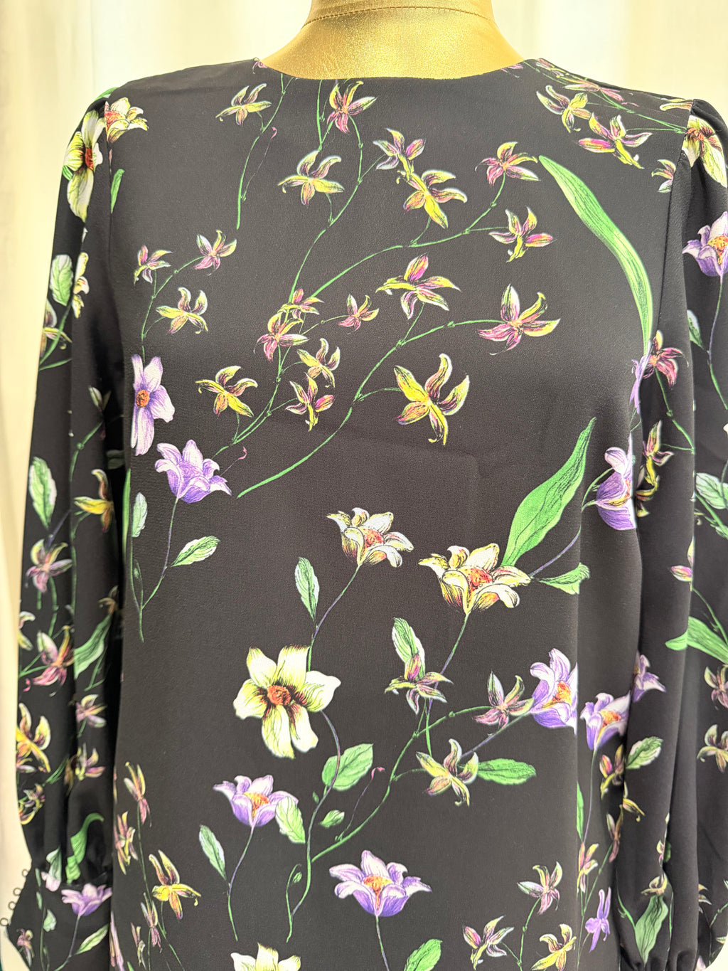 Rochie florală H&M, neagră, mâneci lungi
